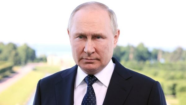 Путин указал на попытку подменить международное право диктатом<br />
