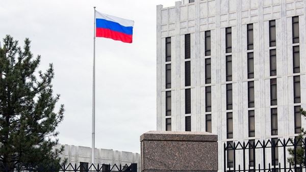 Посольство уличило США в распространении фейков о военных РФ<br />
