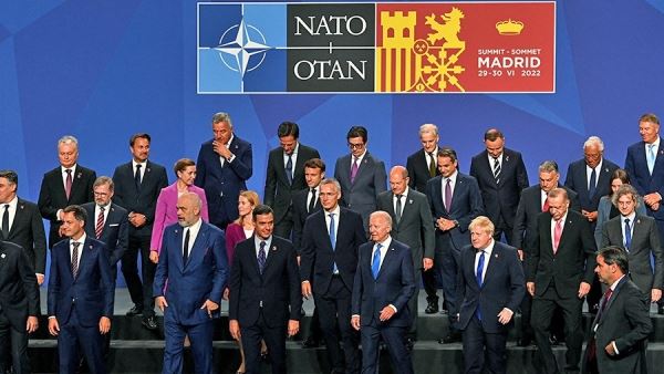 НАТО заявило, что не несет опасности для России<br />
