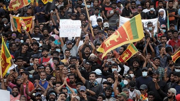 Еще два министра решили покинуть правительство Шри-Ланки<br />
